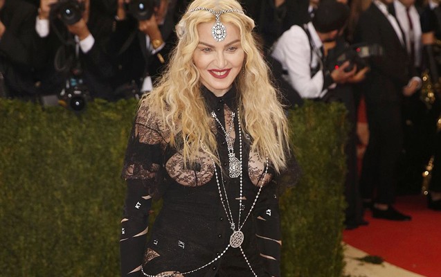 madonnanin-vulqar-geyimi